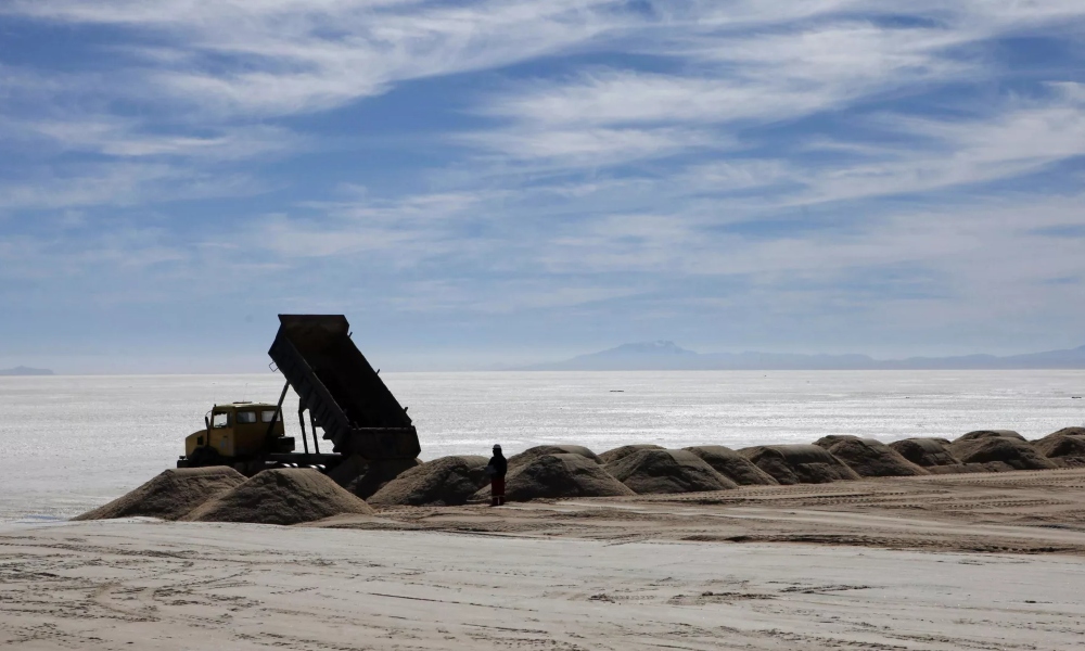 Bolivia se encamina a tener “un liderazgo en industrialización de litio”. Bolivia se encamina a tener “un liderazgo en industrialización de litio”.
