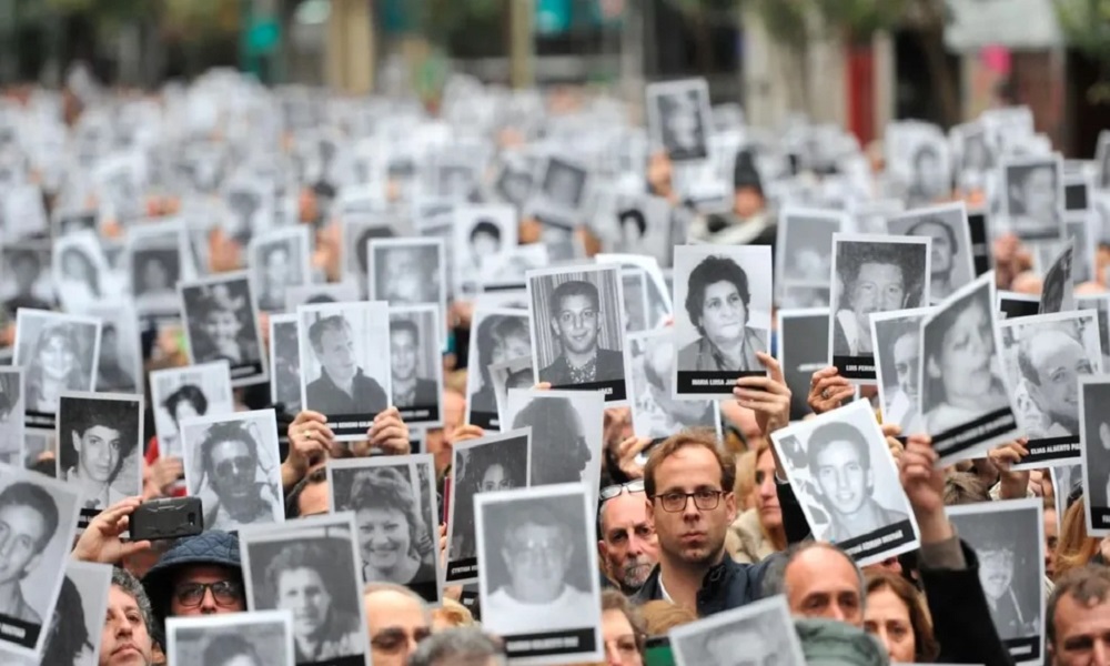 A 29 años del atentado de la AMIA, los familiares siguen en busca de justicia. A 29 años del atentado de la AMIA, los familiares siguen en busca de justicia.