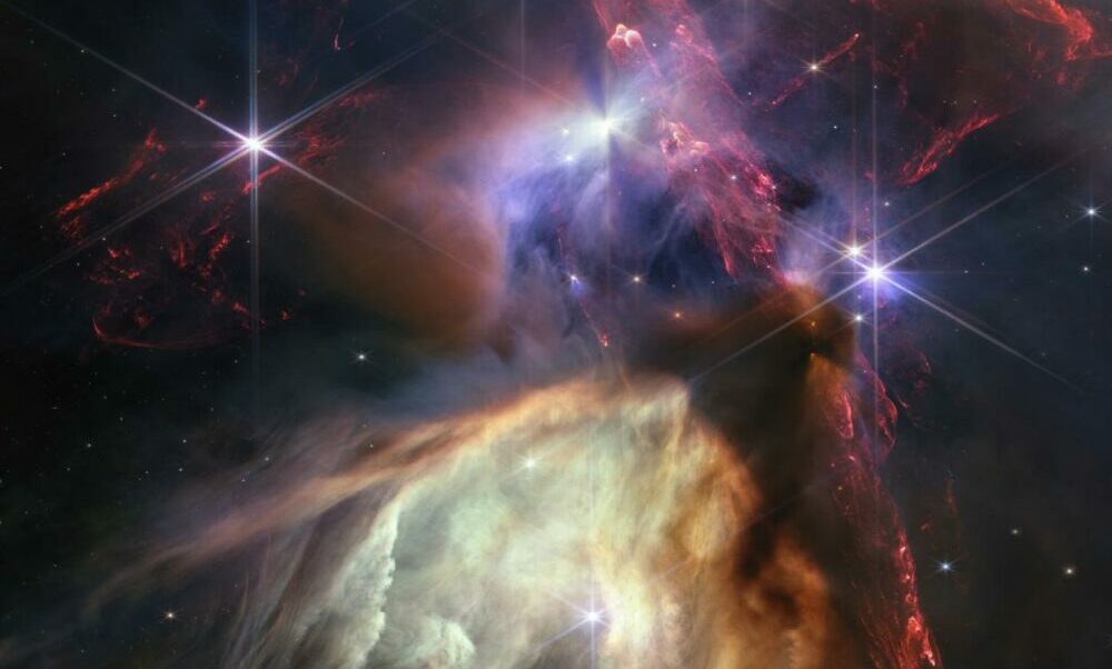La NASA publicó la imagen del nacimiento de 50 estrellas jóvenes del tamaño del Sol. La NASA publicó la imagen del nacimiento de 50 estrellas jóvenes del tamaño del Sol.