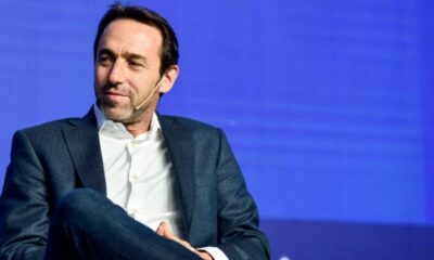 El presidente de YPF acusó a Marcos Galperin de tener vínculos con los fondos buitres.