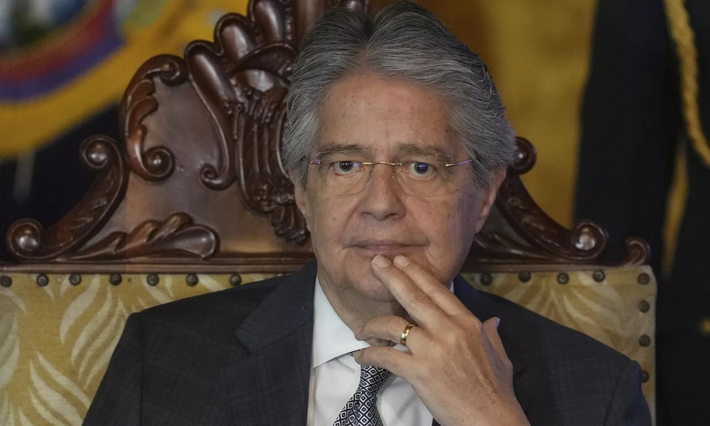 Lasso declaró estado de excepción en tres provincias de Ecuador tras asesinato de alcalde. Lasso declaró estado de excepción en tres provincias de Ecuador tras asesinato de alcalde.