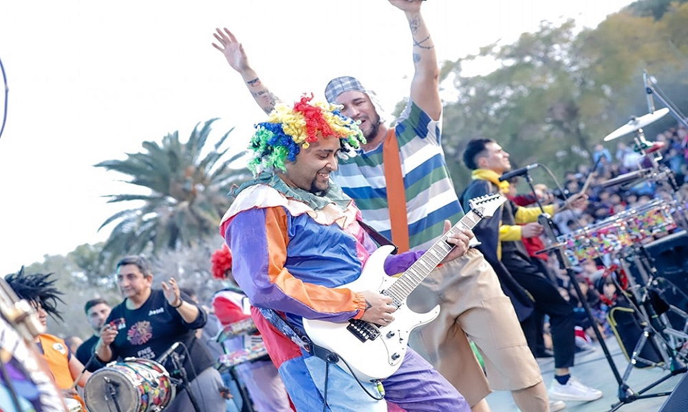 Miles de niños y niñas disfrutaron el Día de las Infancias en la Plaza La Joroba. Miles de niños y niñas disfrutaron el Día de las Infancias en la Plaza La Joroba.