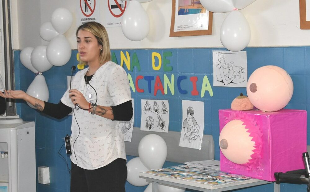 El Hospital Marcial Quiroga: primer establecimiento público con un espacio a las puericultoras. El Hospital Marcial Quiroga: primer establecimiento público con un espacio a las puericultoras.