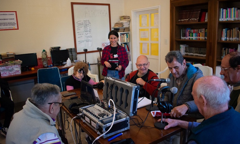 “Juventud con experiencia”, el programa que pone en valor a los residentes del Eva Duarte. “Juventud con experiencia”, el programa que pone en valor a los residentes del Eva Duarte.