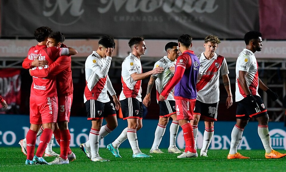 River perdió con Argentinos en el debut de la Copa de la Liga. River perdió con Argentinos en el debut de la Copa de la Liga.