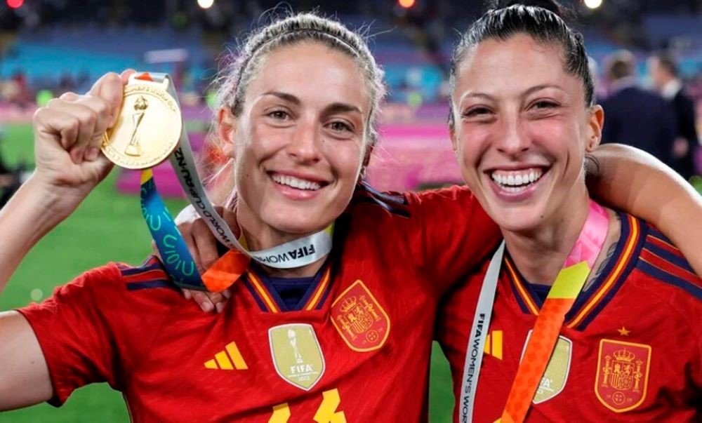 Alexia Putellas, jugadora de la selección española apuntó contra Luis Rubiales: “Esto es inaceptable” Alexia Putellas, jugadora de la selección española apuntó contra Luis Rubiales: “Esto es inaceptable”