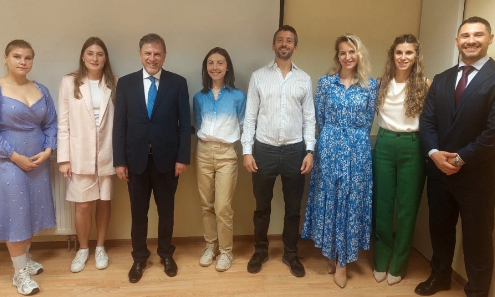 Embajador en Moscú: “Argentina puede contribuir al desarrollo del polo ecuestre en Rusia”. Embajador en Moscú: “Argentina puede contribuir al desarrollo del polo ecuestre en Rusia”.