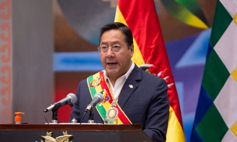 Presidente boliviano asistirá a cumbre BRICS en Sudáfrica. Presidente boliviano asistirá a cumbre BRICS en Sudáfrica.