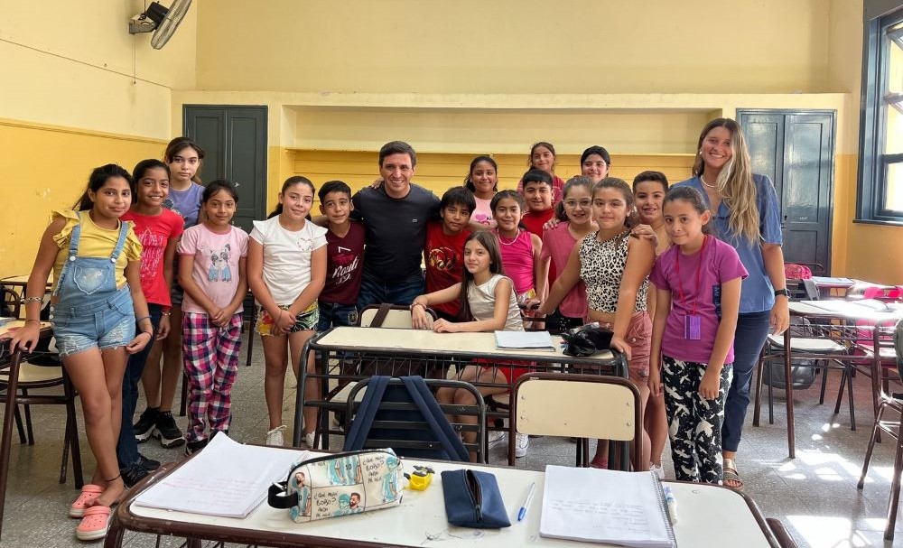 El Instituto Municipal de Inglés de San Martín se afianza cada vez más. El Instituto Municipal de Inglés de San Martín se afianza cada vez más.