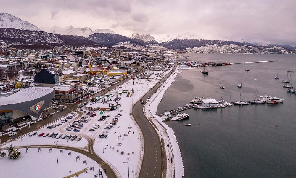 Ushuaia registra la mayor nevada de la temporada con temperaturas bajo cero. Ushuaia registra la mayor nevada de la temporada con temperaturas bajo cero.