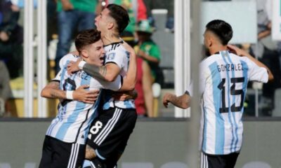 La Selección Argentina goleó 3 a 0 a Bolivia en La Paz.