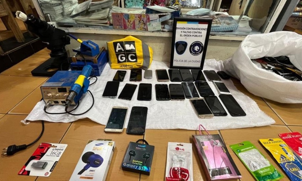 Cómo se realizan peritajes en un celular involucrado en un hecho criminal. Cómo se realizan peritajes en un celular involucrado en un hecho criminal.
