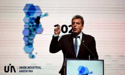 Sergio Massa: “Argentina necesita un gobierno de unidad nacional para dar vuelta la página”.