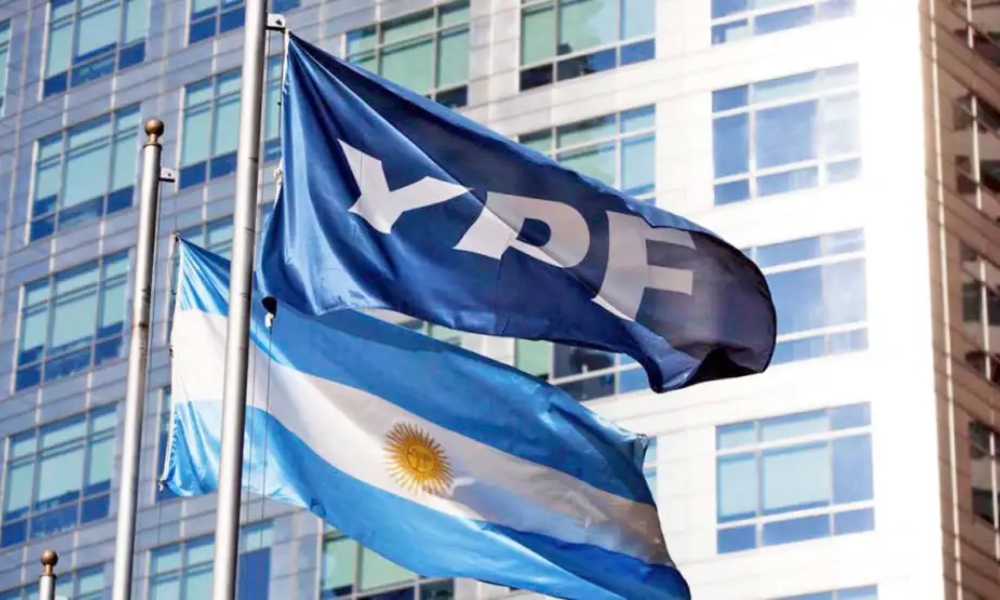 Juicio por YPF: qué podrían embargarle al Estado a partir de este viernes Juicio por YPF: qué podrían embargarle al Estado a partir de este viernes