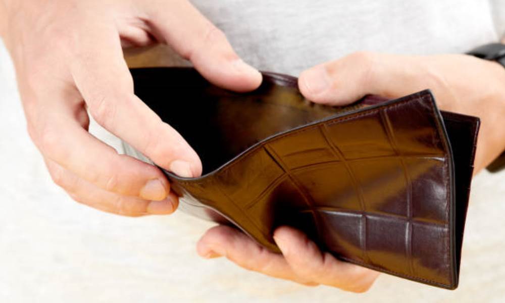 Octubre viene con aumentos en las tarifas de varios servicios. ¿Cuáles y cuánto? Octubre viene con aumentos en las tarifas de varios servicios. ¿Cuáles y cuánto?