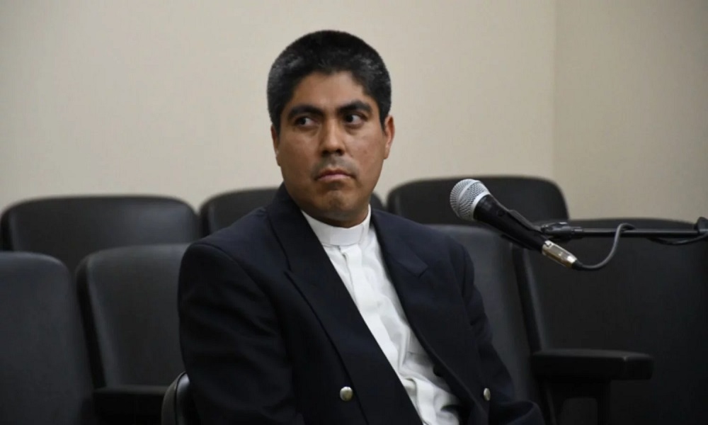 Liberaron al cura Walter Bustos, a pesar de las acusaciones de abuso que posee. Liberaron al cura Walter Bustos, a pesar de las acusaciones de abuso que posee.