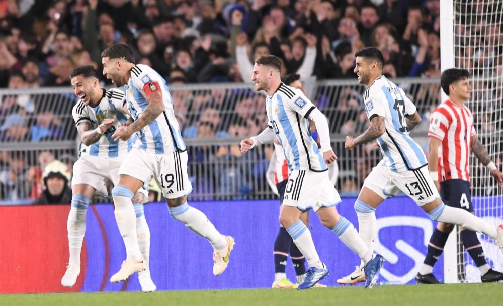 Argentina venció a Paraguay en el Monumental. Argentina venció a Paraguay en el Monumental.