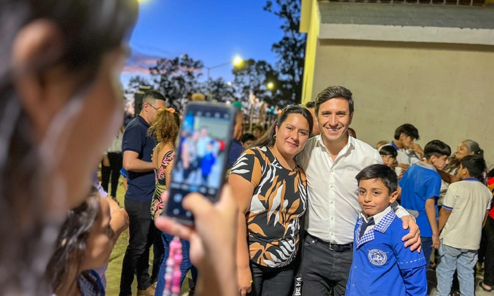 Un nuevo espacio público fue renovado en San Martín, con la presencia de los vecinos. Un nuevo espacio público fue renovado en San Martín, con la presencia de los vecinos.