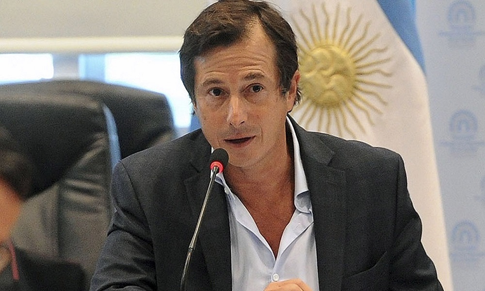 Lipovetzky le advirtió a Milei que la Ley de Alquileres no se podrá derogar por decreto. Lipovetzky le advirtió a Milei que la Ley de Alquileres no se podrá derogar por decreto.