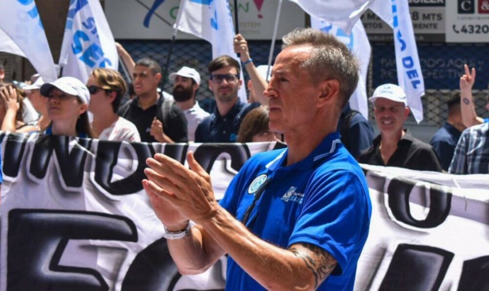 Desde la CGT destacaron el rol del Estado en las paritarias para “equilibrar fuerzas”. Desde la CGT destacaron el rol del Estado en las paritarias para “equilibrar fuerzas”.