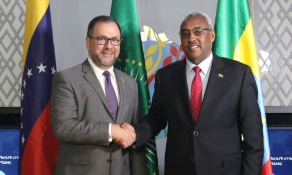 Ministros de Etiopía y Venezuela se reunieron en Addis Abeba. Ministros de Etiopía y Venezuela se reunieron en Addis Abeba.