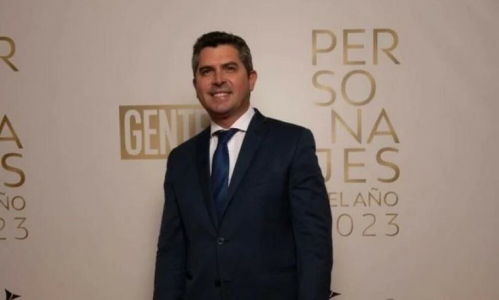 Marcelo Orrego fue reconocido como uno de los personajes del año de Revista Gente. Marcelo Orrego fue reconocido como uno de los personajes del año de Revista Gente.