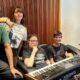 Se viene un nuevo disco de Charly García: “A ver si las disqueras le meten pata que el jefe cocinó todo”.