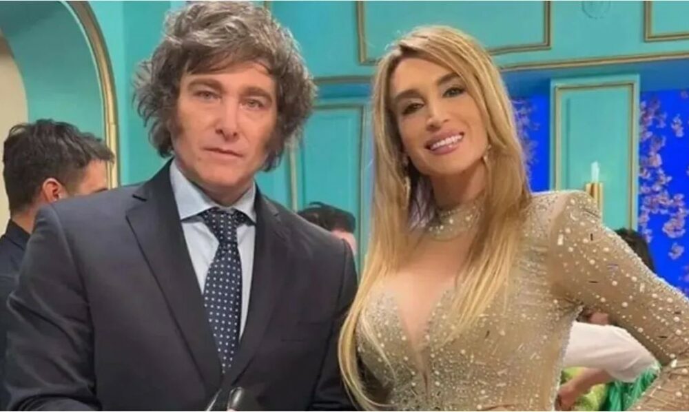 La foto íntima que compartió Fátima Florez junto a Javier Milei en su primera noche en la Quinta de Olivos. La foto íntima que compartió Fátima Florez junto a Javier Milei en su primera noche en la Quinta de Olivos.