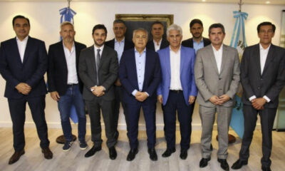 Gobernadores de JxC, incluido Orrego, apoyan al gobernador de Chubut en su reclamo a Milei.