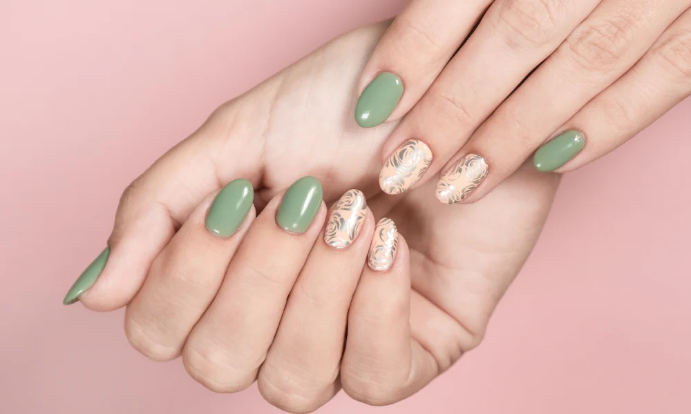 Furor del verano o un lujo: uñas.