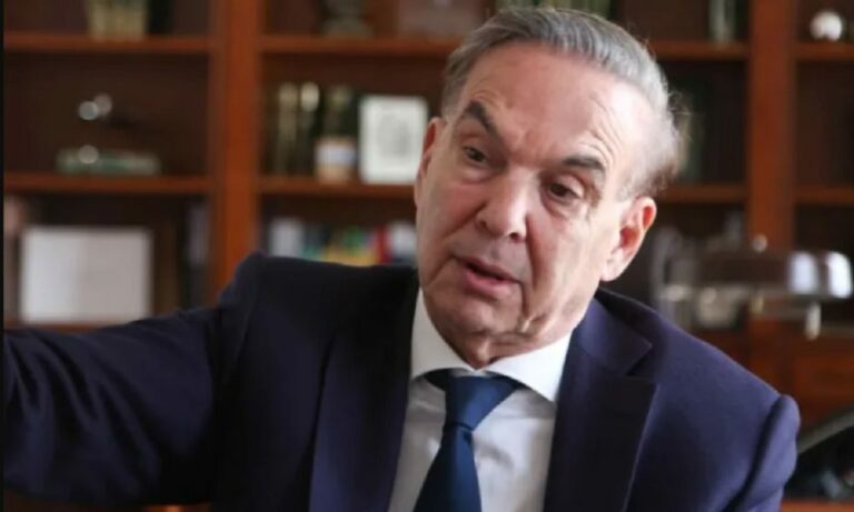 Miguel Pichetto, sobre el aumento del sueldo del Presidente: “Si Milei no sabe lo que firmó, estamos en problemas” Miguel Pichetto, sobre el aumento del sueldo del Presidente: “Si Milei no sabe lo que firmó, estamos en problemas”