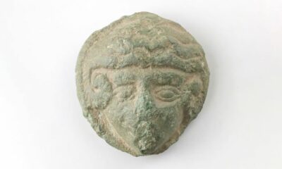 Arqueólogos amateur hallan un mini retrato de Alejandro Magno de hace 1.800 años