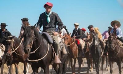 Se desarrolla la tradicional Cabalgata de la Fe.