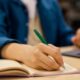 Educación de Adultos informa sobre las becas Progresar y Plan FinEs 2024.