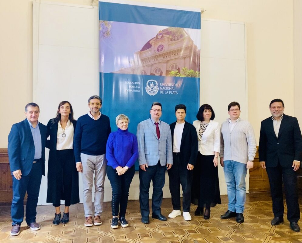 Se realizó una importante reunión la UNLP, integrantes de la Fundación Internacional Gorchakov y la FIPPE. Se realizó una importante reunión la UNLP, integrantes de la Fundación Internacional Gorchakov y la FIPPE.