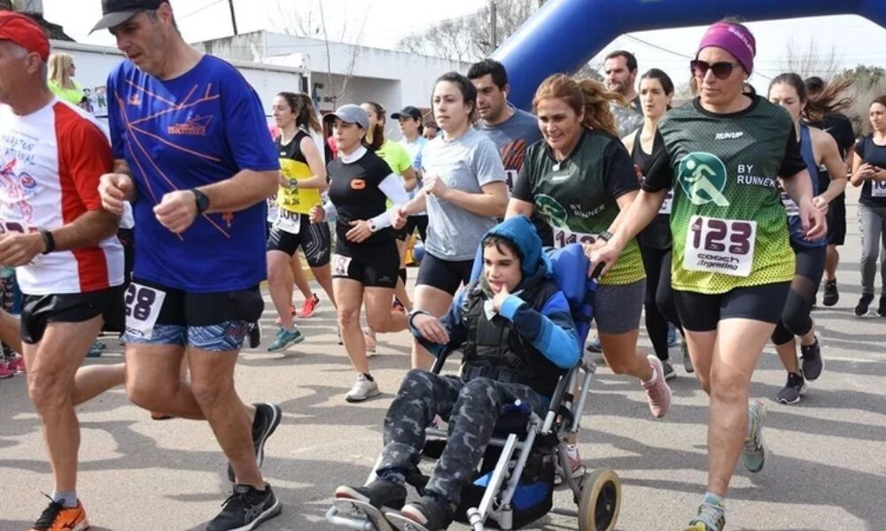 “Ayudame a ayudar”: duatlon solidario en Pocito. “Ayudame a ayudar”: duatlon solidario en Pocito.