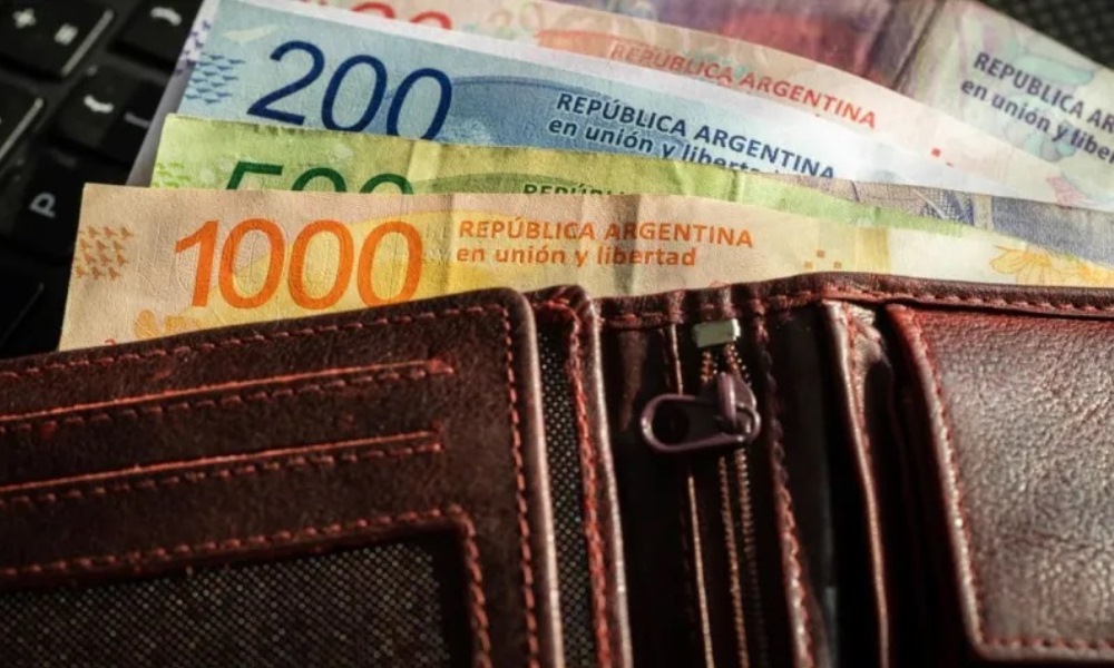 Los nuevos cinco aumentos de tarifas para julio. Los nuevos cinco aumentos de tarifas para julio.