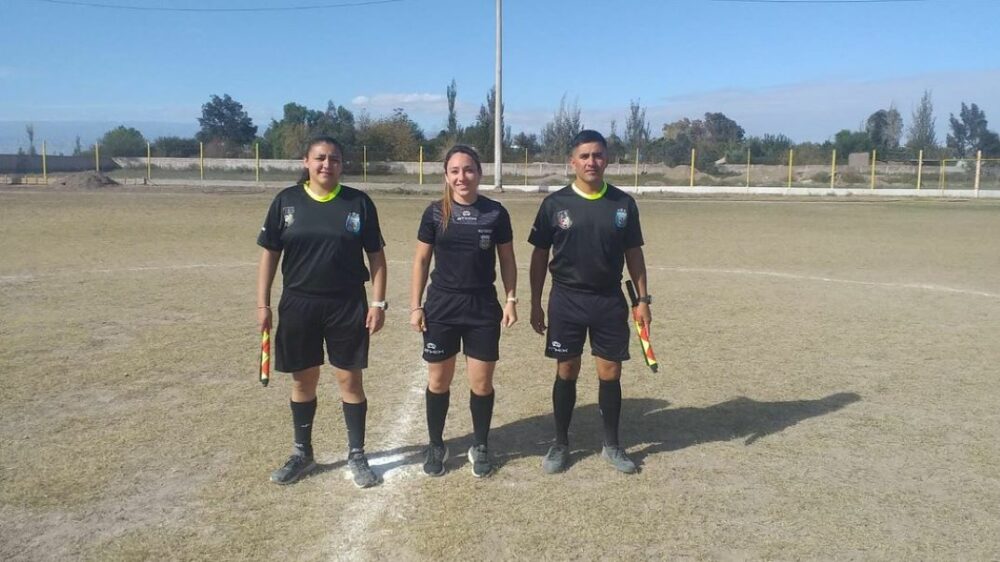 La Escuela Provincial de arbitraje ya tuvo debut de alumnos La Escuela Provincial de arbitraje ya tuvo debut de alumnos