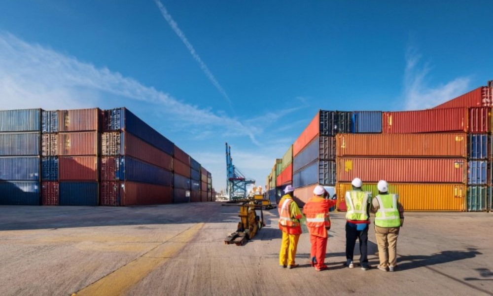Se dictará un seminario de actualización en comercio internacional. Se dictará un seminario de actualización en comercio internacional.
