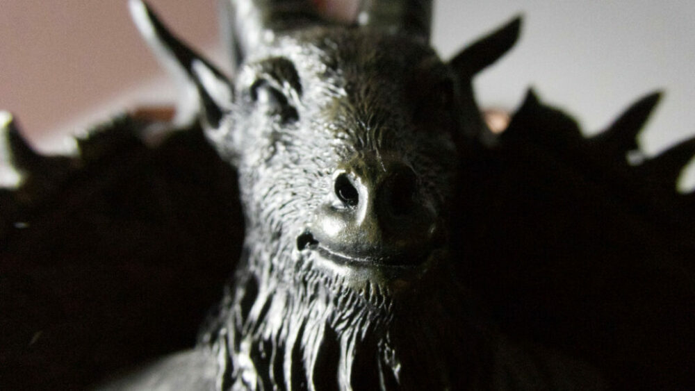Polémica en Brasil por la inauguración de un templo dedicado a Lucifer Polémica en Brasil por la inauguración de un templo dedicado a Lucifer