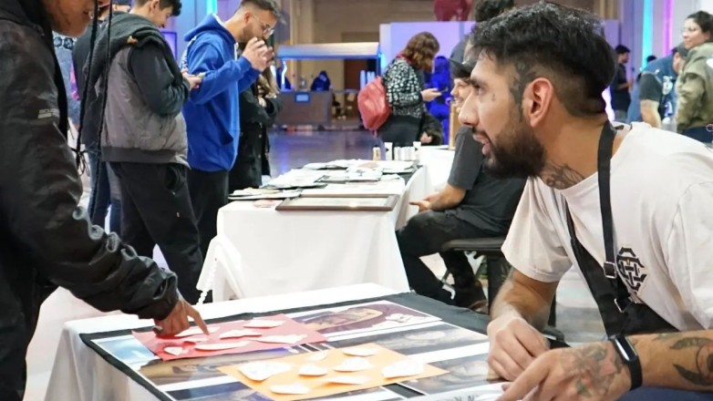 Oeste Expo Tattoo: arte, música y tatuajes en vivo en el Conte Grand Oeste Expo Tattoo: arte, música y tatuajes en vivo en el Conte Grand