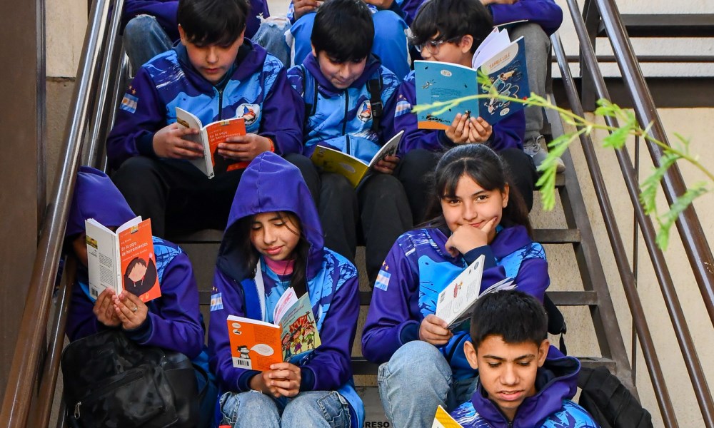 La Biblioteca Sarmiento Legislador abre sus puertas a un Proyecto Educativo Innovador. La Biblioteca Sarmiento Legislador abre sus puertas a un Proyecto Educativo Innovador.
