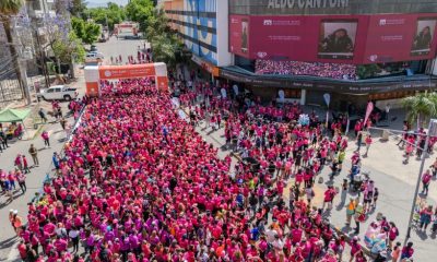 Una marea rosa en la maratón “Juntas contra el cáncer de mama”