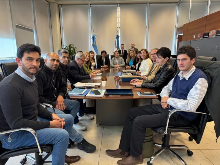 Paritatia docente: Gobierno ofreció incrementos acordes a la inflación. Paritatia docente: Gobierno ofreció incrementos acordes a la inflación.