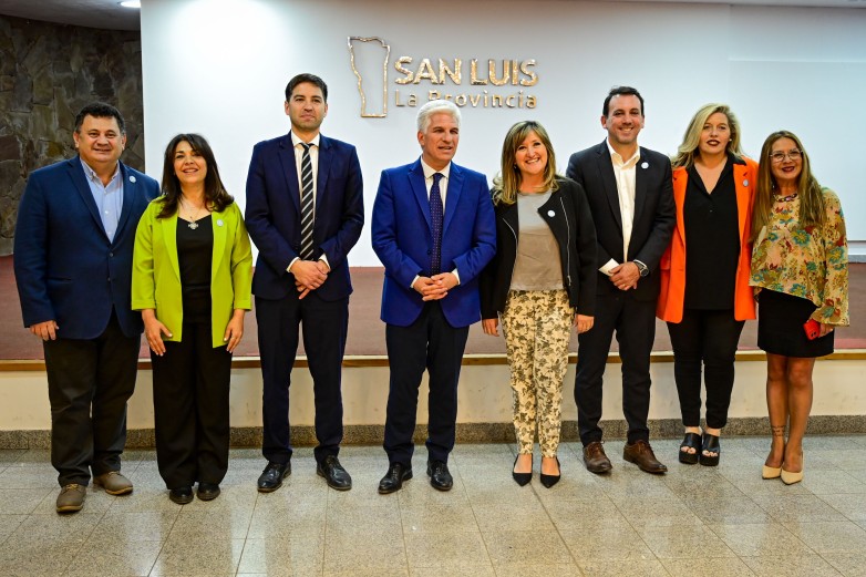 San Juan, presente en el II Encuentro de Cuyo de «Argentinos por la Educación» San Juan, presente en el II Encuentro de Cuyo de «Argentinos por la Educación»