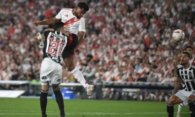 River empieza a presionar contra el arco de Mineiro