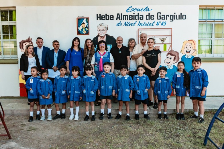 Educación impuso el nombre de Hebe Almeida de Gargiulo a la ENI N° 49 Educación impuso el nombre de Hebe Almeida de Gargiulo a la ENI N° 49