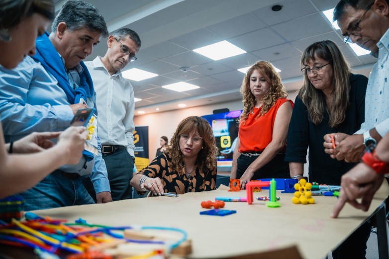 Educación realizó el cierre anual del programa Transformar la Secundaria Educación realizó el cierre anual del programa Transformar la Secundaria