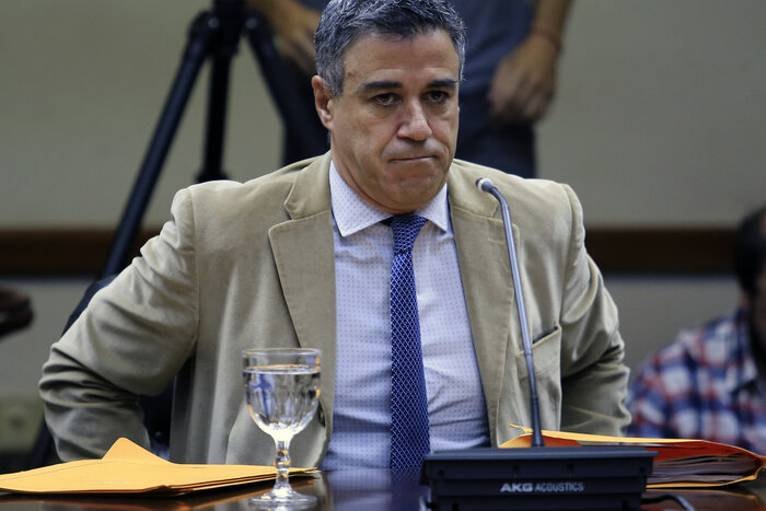 El juez Rafecas pidió a Interpol el arresto de los bolsonaristas prófugos El juez Rafecas pidió a Interpol el arresto de los bolsonaristas prófugos