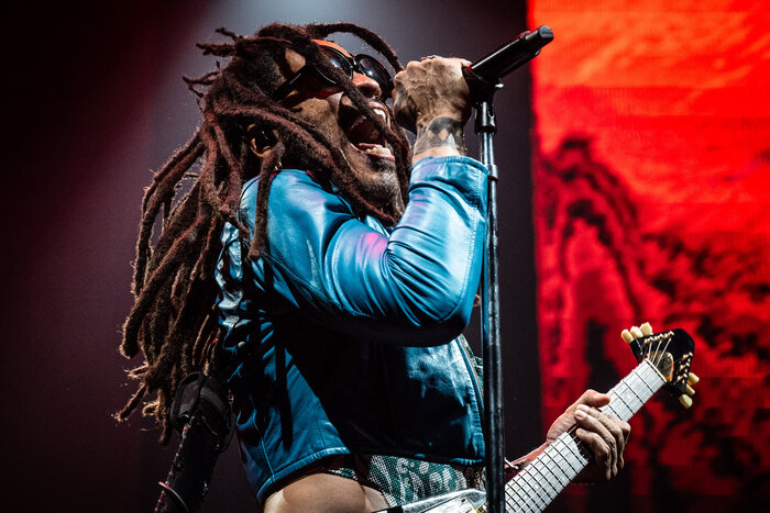Lenny Kravitz y la celebración de un hedonista Lenny Kravitz y la celebración de un hedonista